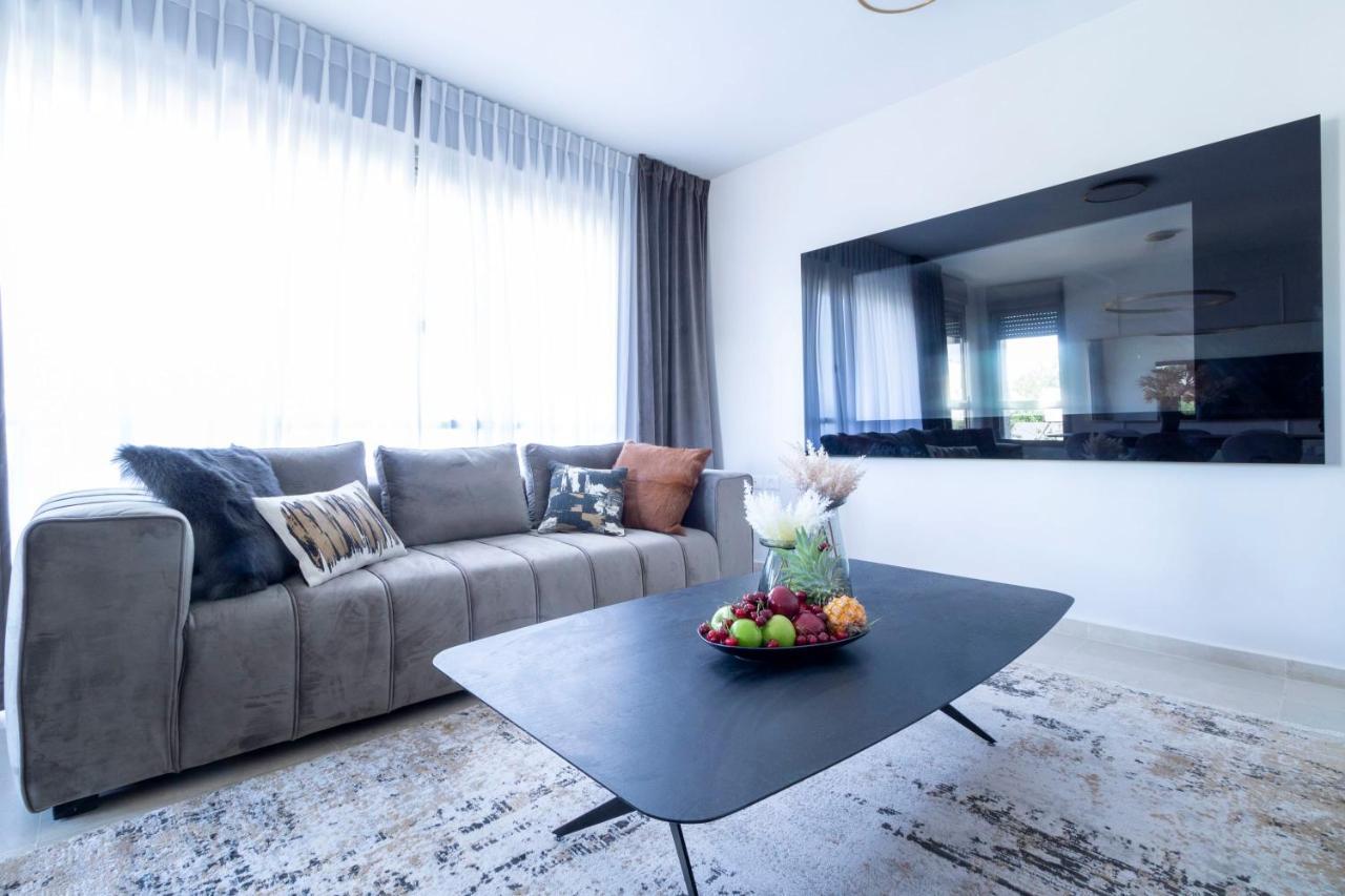 The Haneviim Suites - Isrentals Ιερουσαλήμ Εξωτερικό φωτογραφία