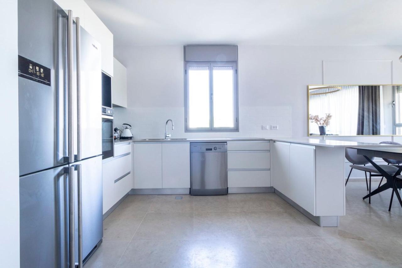 The Haneviim Suites - Isrentals Ιερουσαλήμ Εξωτερικό φωτογραφία
