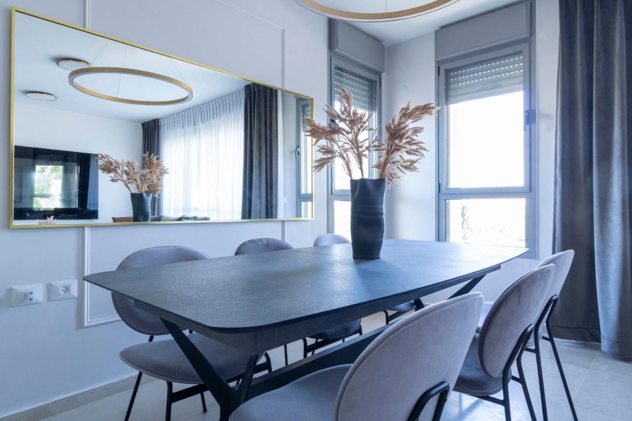 The Haneviim Suites - Isrentals Ιερουσαλήμ Εξωτερικό φωτογραφία