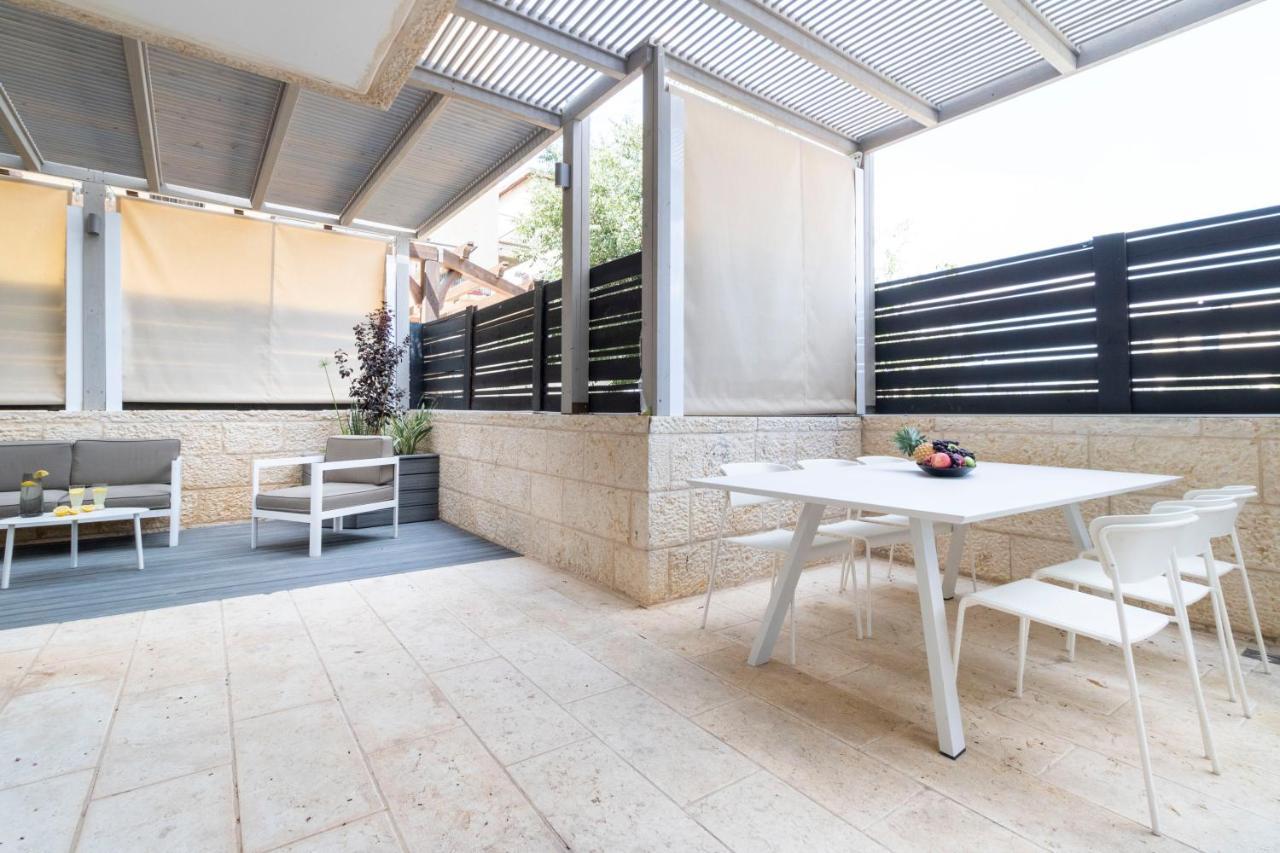 The Haneviim Suites - Isrentals Ιερουσαλήμ Εξωτερικό φωτογραφία