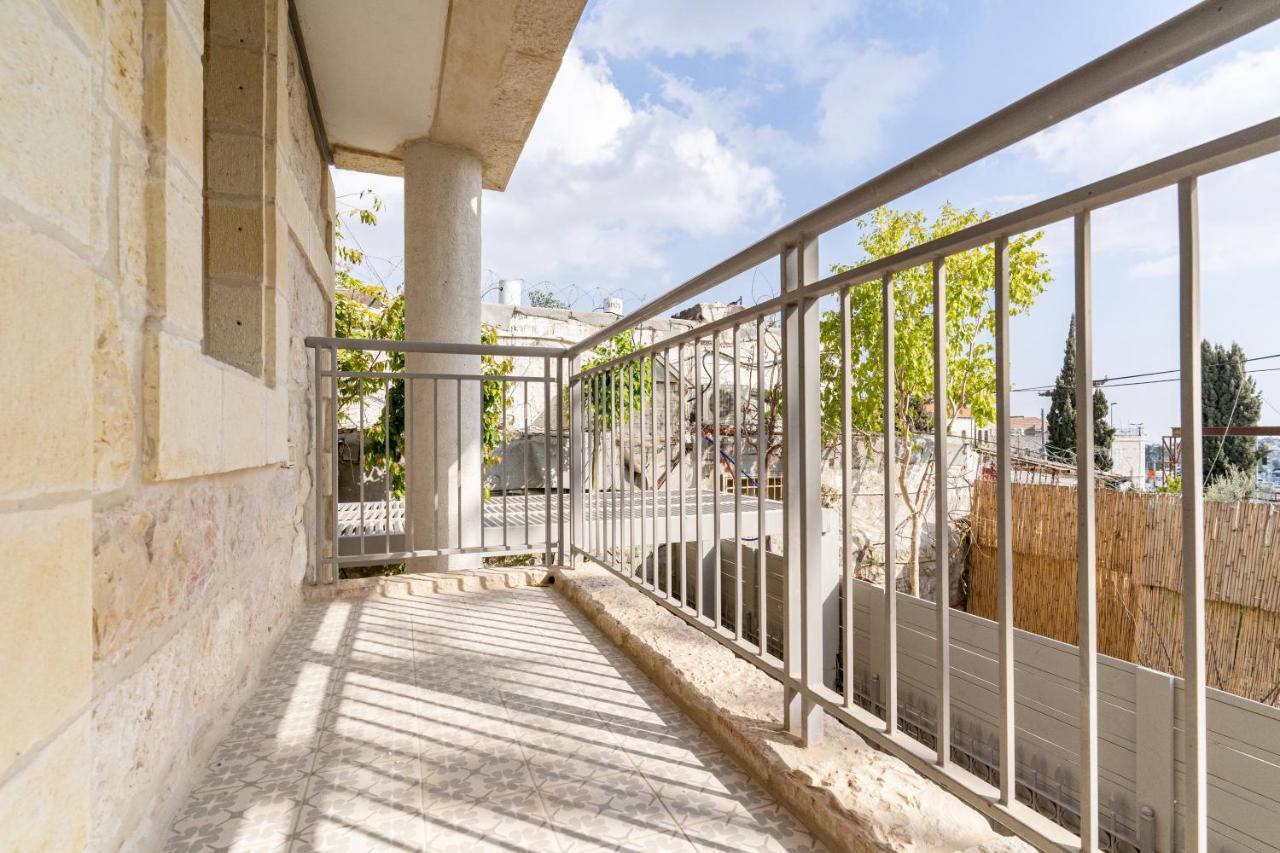 The Haneviim Suites - Isrentals Ιερουσαλήμ Εξωτερικό φωτογραφία